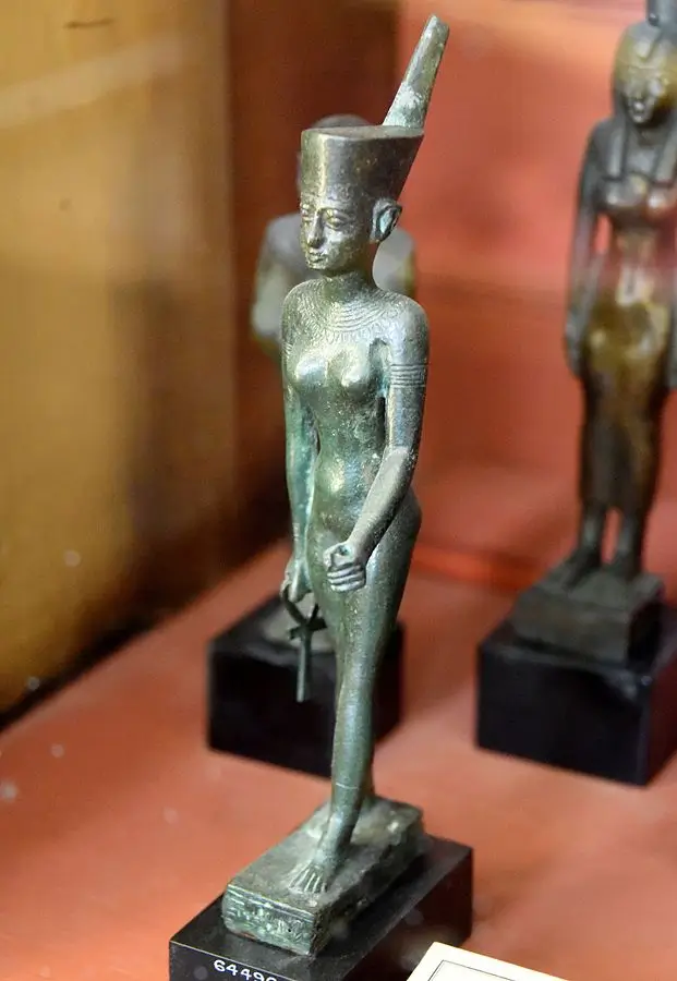 Bronze-Statue-of-Neith