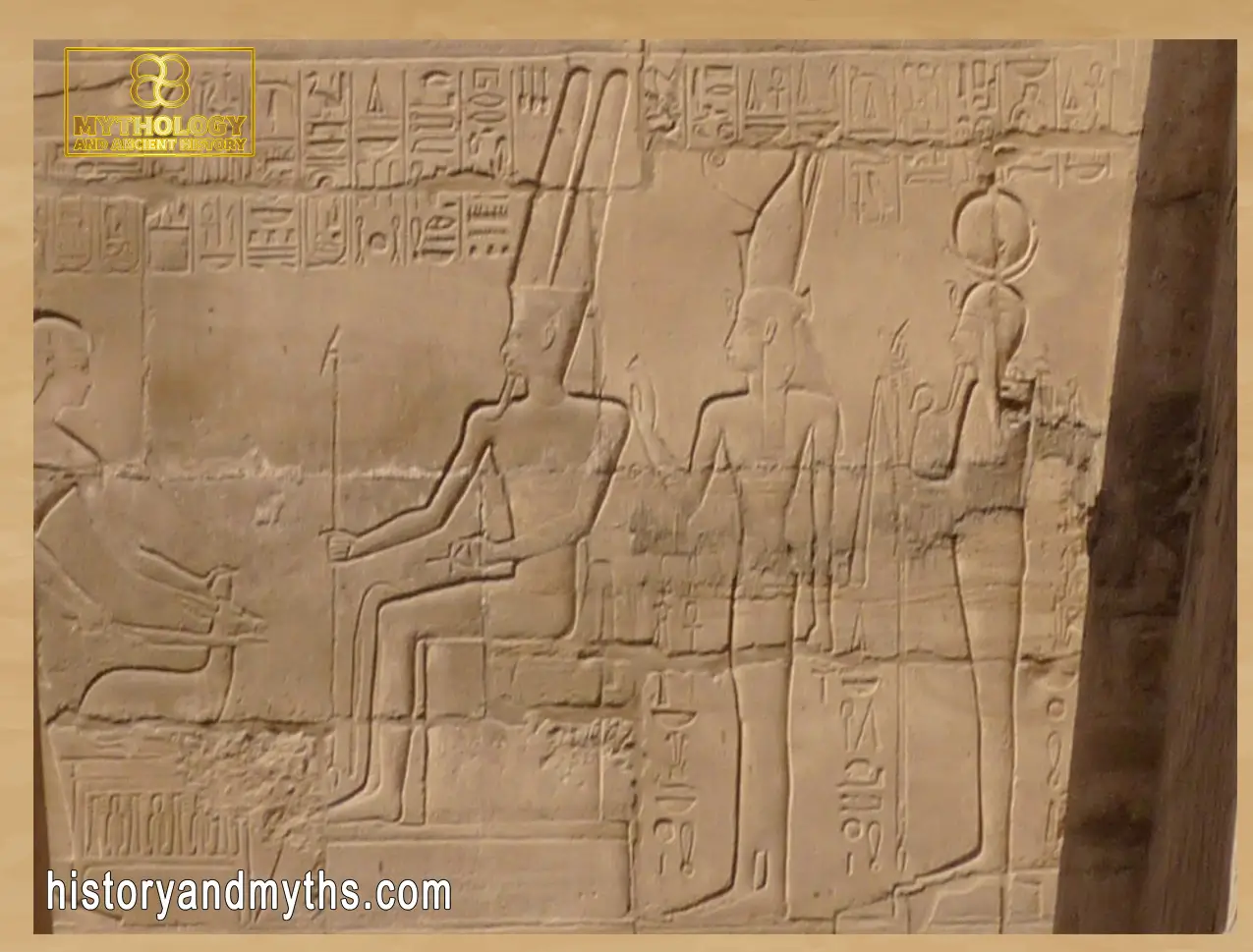 Amun-Mut-and-their-son-Khonsu