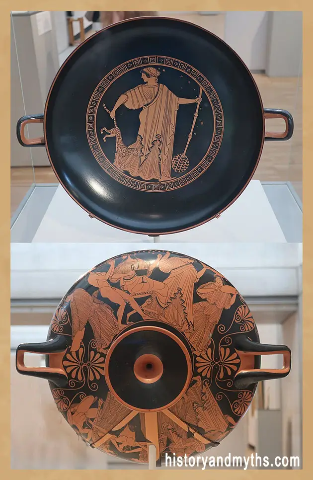 Death of Pentheus and a Maenad, Athenian red-figure cup attributed to Douris, c. 480 BC, Kimbell Art Museum
