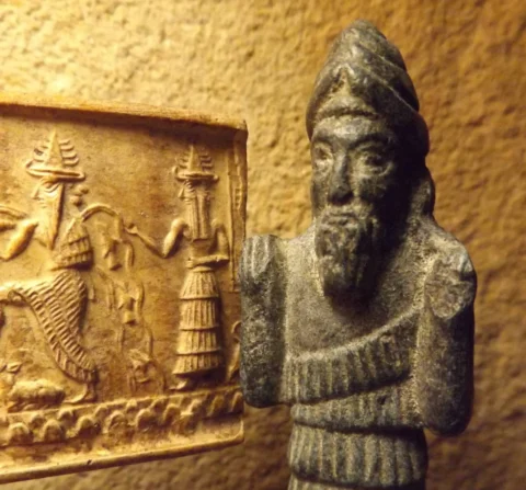 Enki-statue