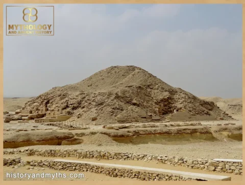 Pyramid-of-the-Unas-in-Sakkara