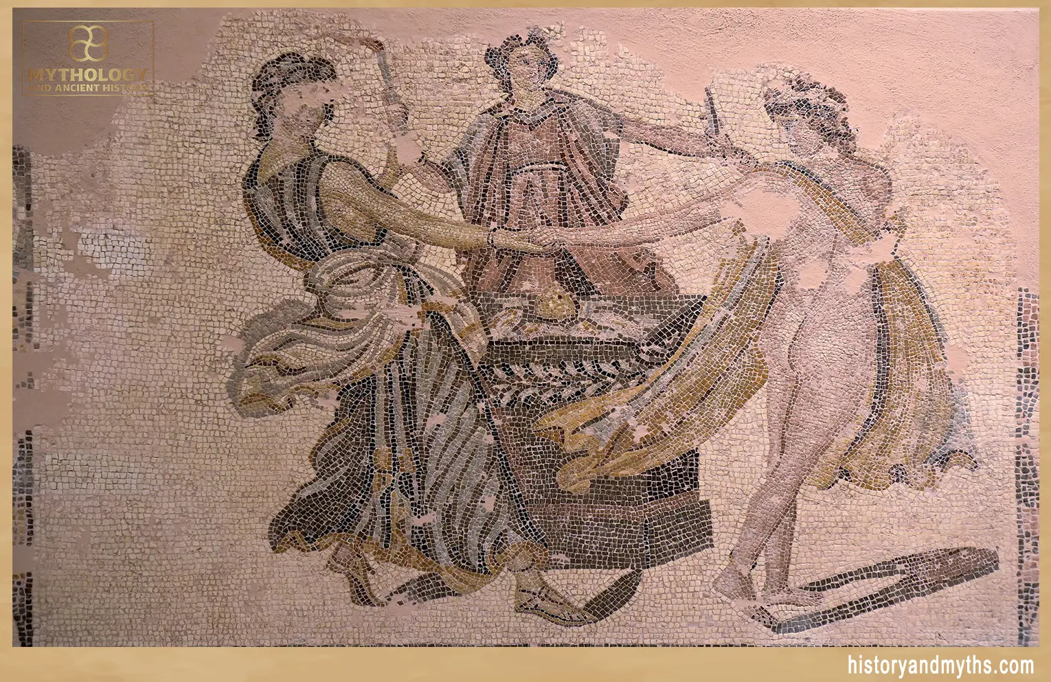 Mosaic_floor_depicting_the_Three_Graces_dancing_around_an_altar_with_offerings,_found_in_a_Roman_villa_in_Patras,_dated_to_the_2nd_or_3rd_century_AD,_Archaeological_Museum_of_Patras,_Greece_(54163812740)