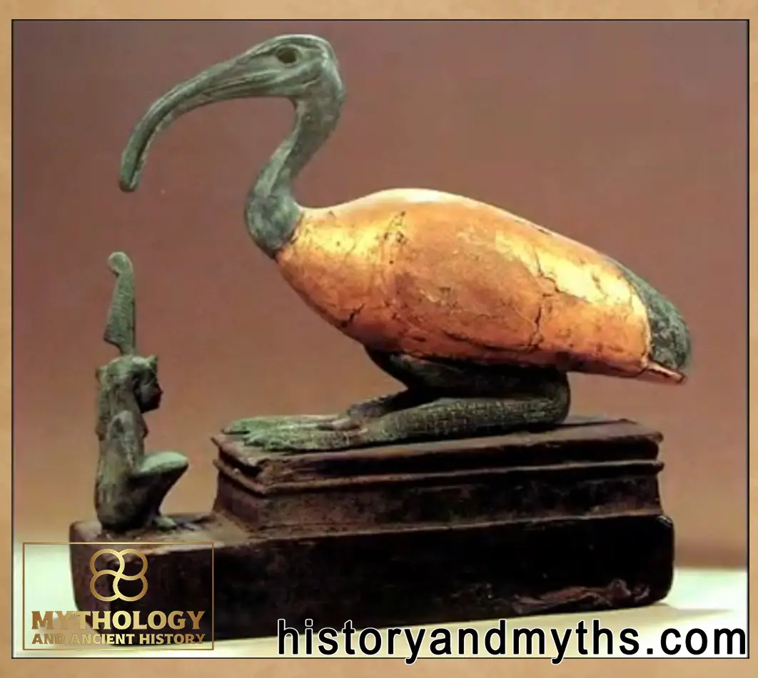 Ibis-(Thoth)-and-Kneeling-Worshipper-on-Base