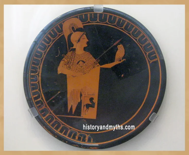 Athena and her owl on an Attic red-figure plate by Oltos, c. 520–510 BC