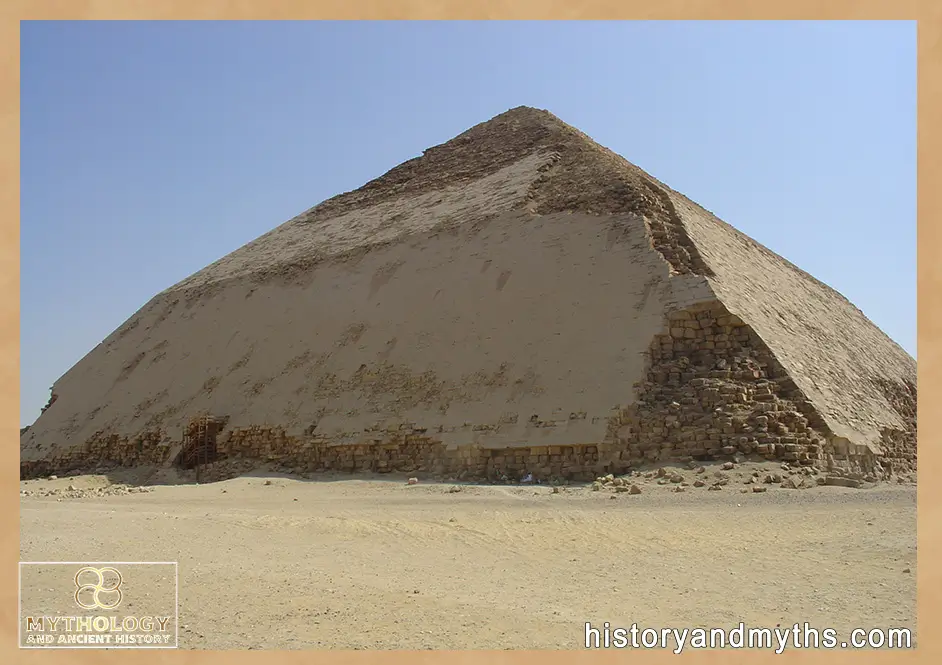 Pharaoh-Sneferu's-Bent-Pyramid-in-Dahshur-Egypt