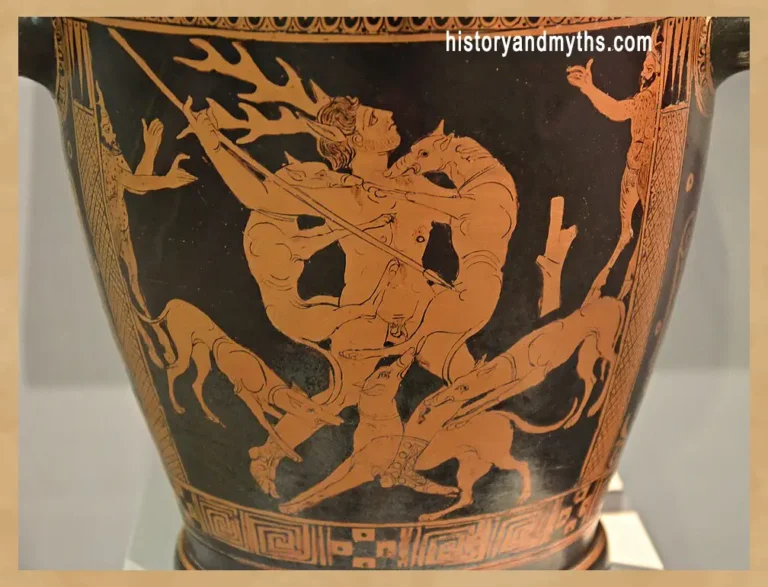 Apulian red-figure skyphos depicting the myth of Actaeon, c. 400–350 BC