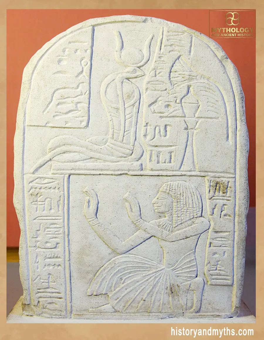 Stela of Nakhtimen praying to the serpent-goddess Meretseger.
