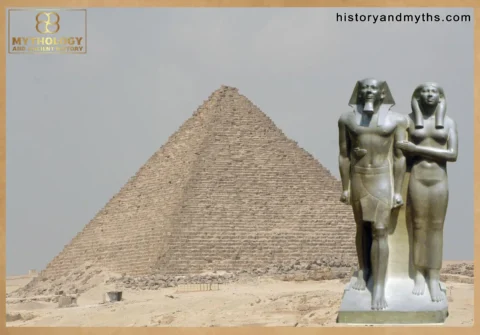 Pyramid-of-Menkaure-and-statue-of-Menkaure-and-Queen-Khamerernebty-II