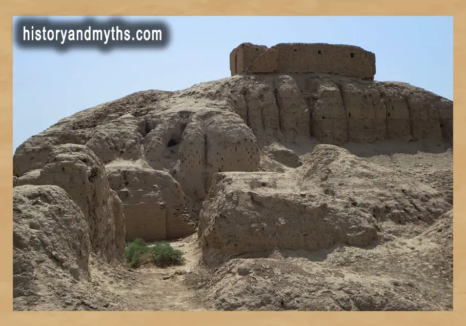E-kur residence of Enlil & Ninlil, top added by American archaeologists in 1900