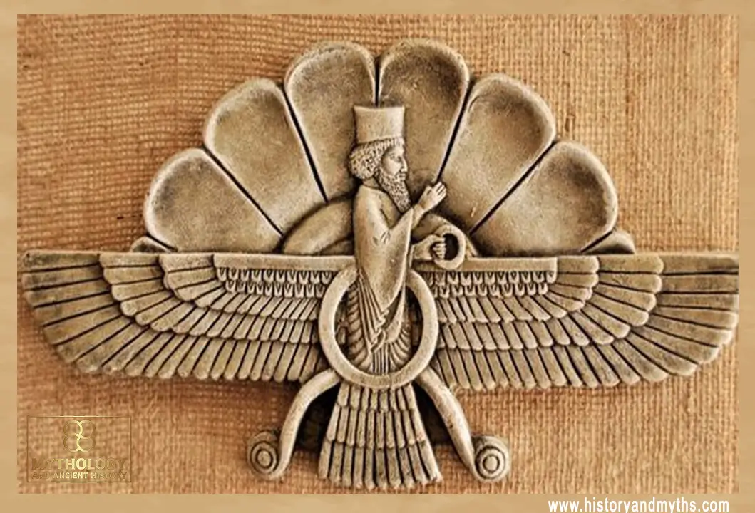 The-Symbol-of-Ashur-The-Winged-Sun-Disk