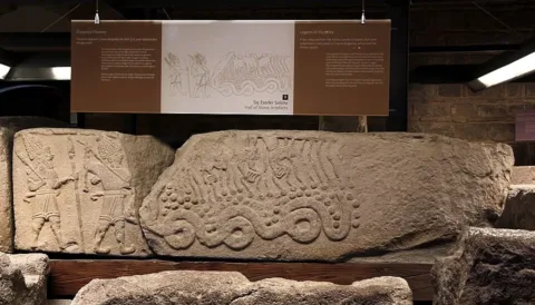 Neo-Hittite serpent-combat relief from Malatya-Arslantepe, traditionally associated with Illuyanka. Photo: Ingeborg Simon / Wikimedia Commons, CC BY 3.0.